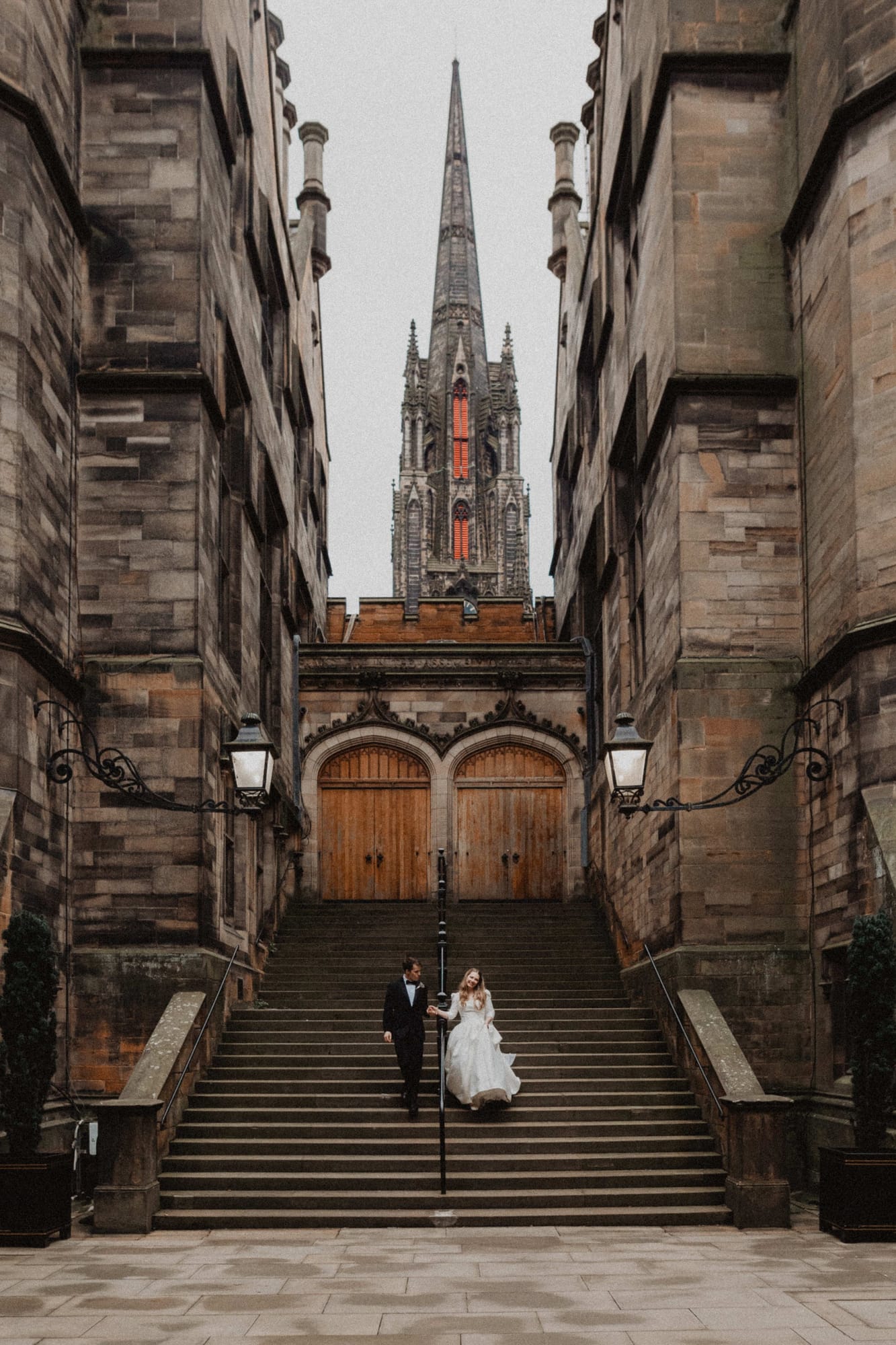 Dacia & Caleb — Edinburgh Old Town
